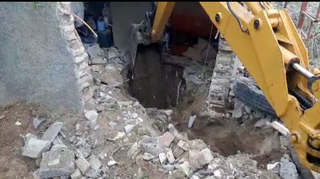 انسداد سه حلقه چاه غیر مجاز در شهرستان سنقر وکلیایی